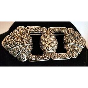 Deco Buckle Style Rhinestone Brooch